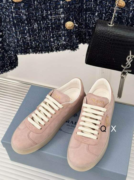Picture of Prada Shoes _SKUPradasz35-39JX030118811